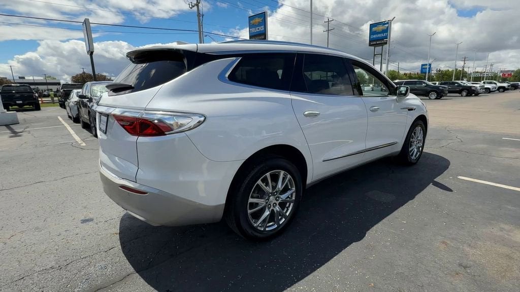2022 Buick Enclave Premium