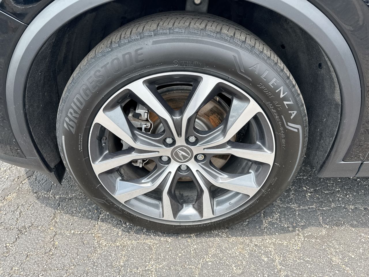 2022 Acura MDX w/Technology Package