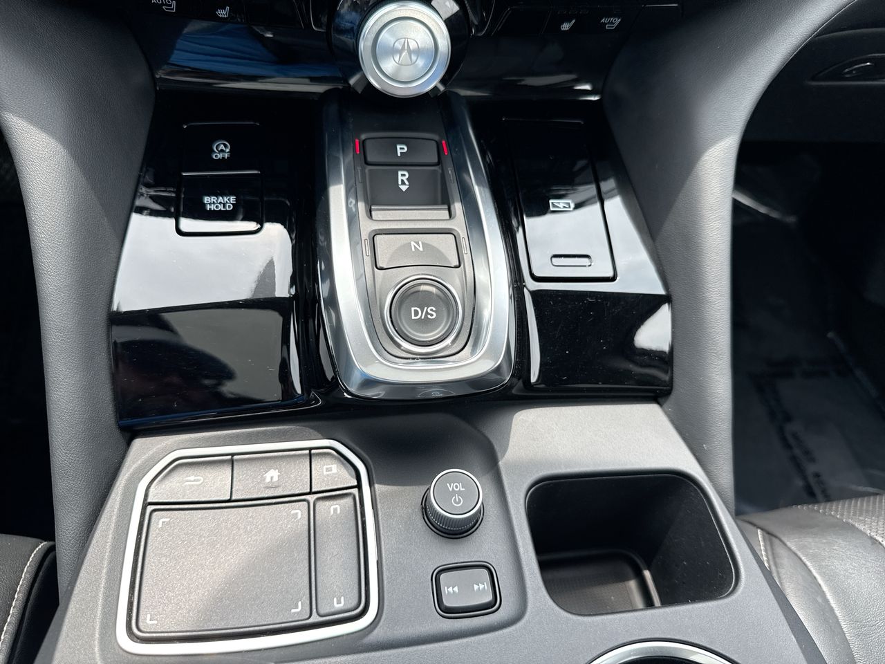 2022 Acura MDX w/Technology Package