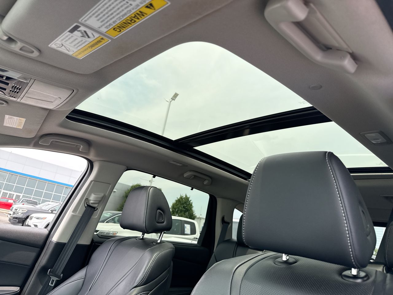 2022 Acura MDX w/Technology Package