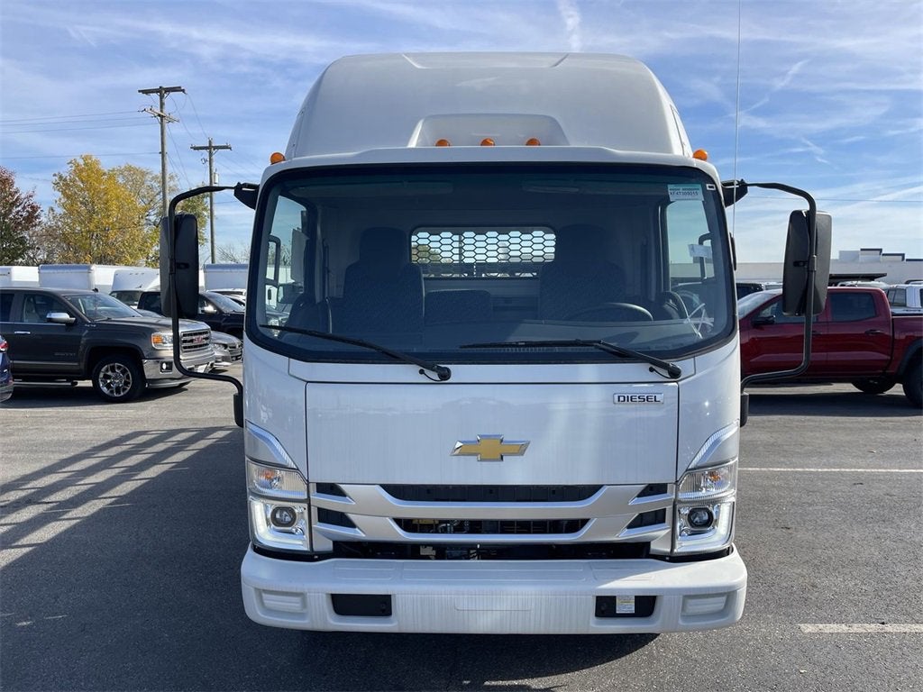 2024 Chevrolet Low Cab Forward 5500 XD 2WD Reg Cab 176