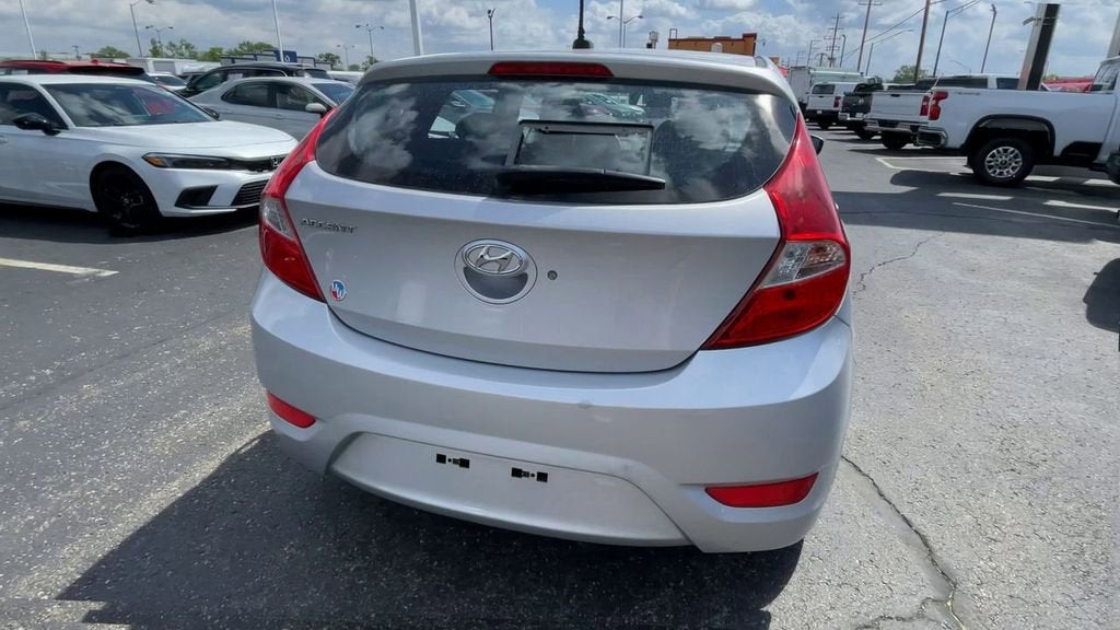 2016 Hyundai Accent SE