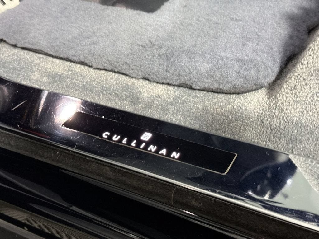 2020 Rolls-Royce Cullinan Base