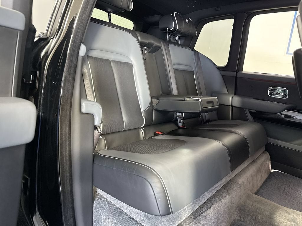 2020 Rolls-Royce Cullinan Base