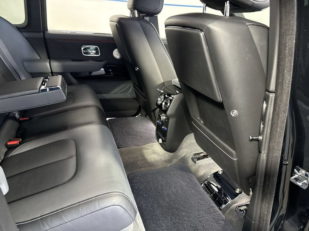 2020 Rolls-Royce Cullinan Base