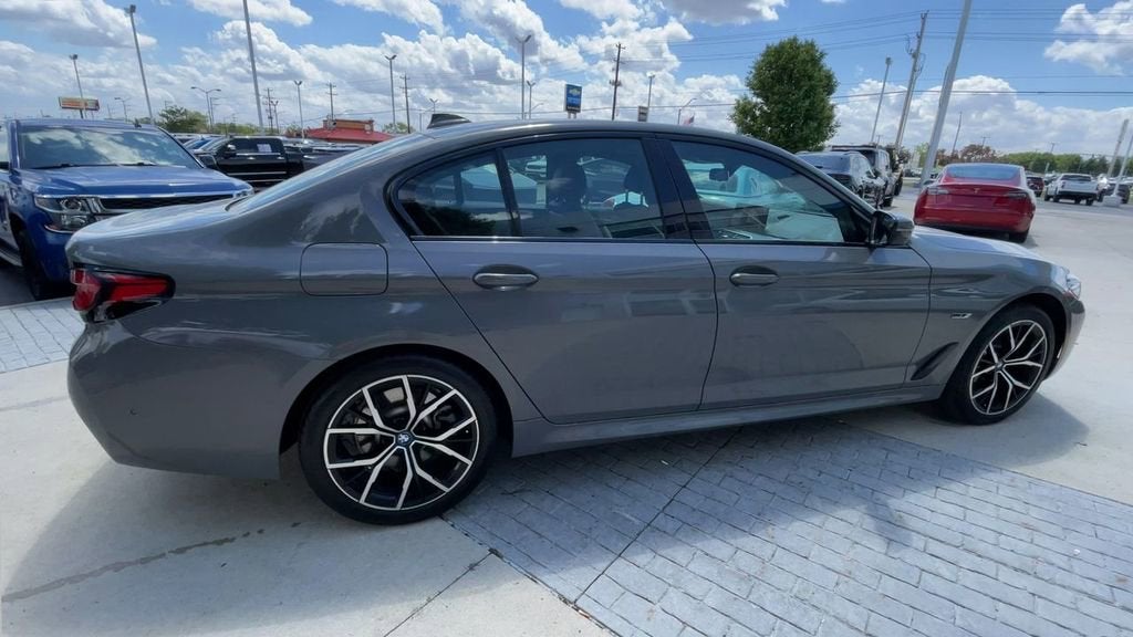 2022 BMW 5 Series 530e xDrive
