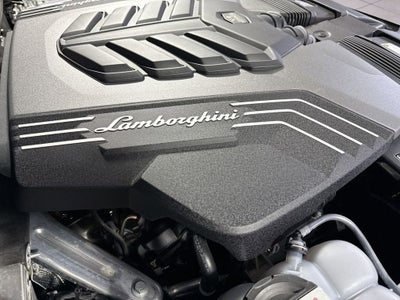 2025 Lamborghini Urus SE