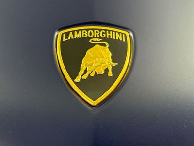 2025 Lamborghini Urus SE