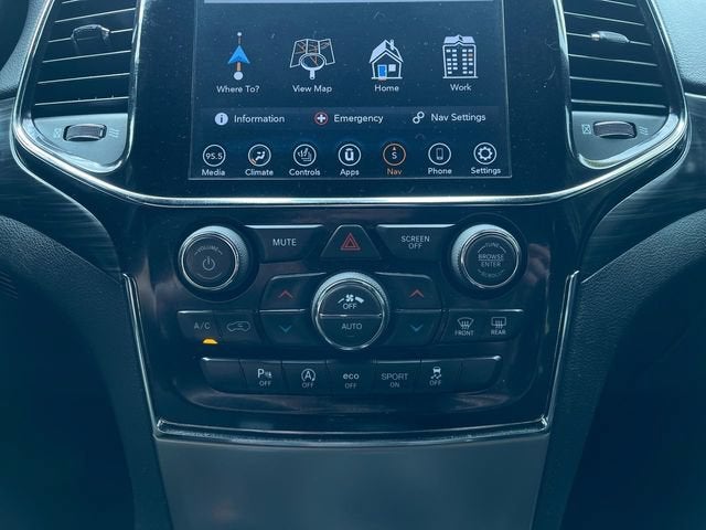 2020 Jeep Grand Cherokee Laredo