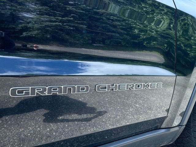 2020 Jeep Grand Cherokee Laredo