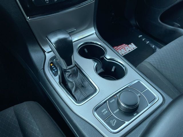 2020 Jeep Grand Cherokee Laredo