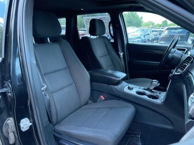 2020 Jeep Grand Cherokee Laredo