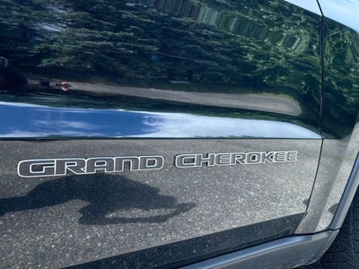 2020 Jeep Grand Cherokee Laredo