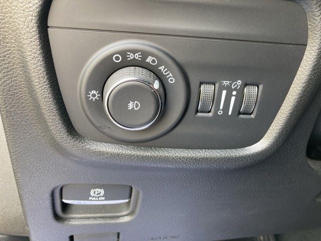 2025 Jeep Grand Cherokee L Limited 4x4