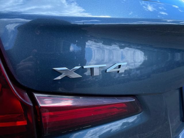 2020 Cadillac XT4 AWD Premium Luxury
