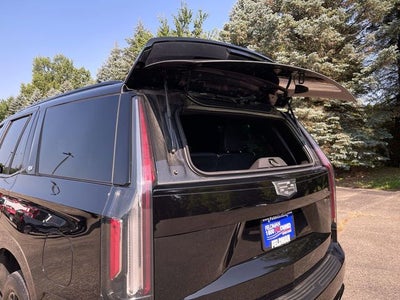 2024 Cadillac Escalade Sport