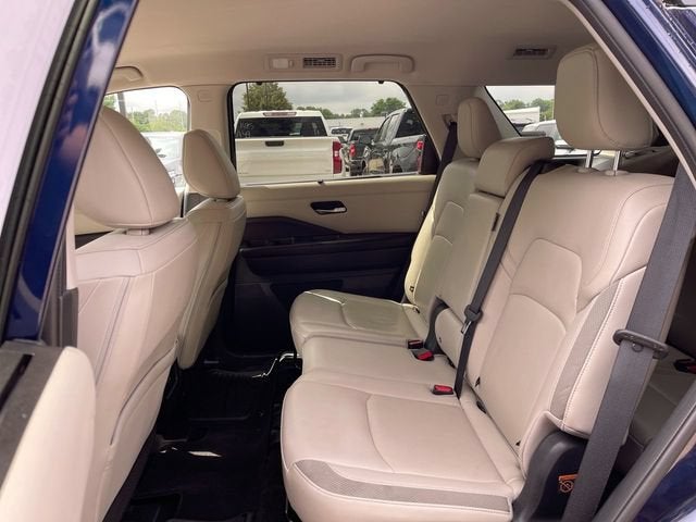 2023 Nissan Pathfinder SL 4WD
