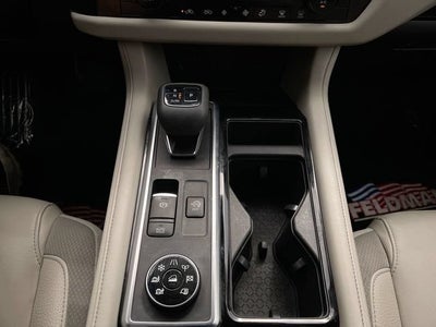 2023 Nissan Pathfinder SL 4WD