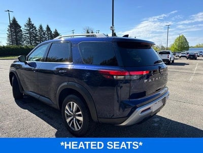 2023 Nissan Pathfinder SL 4WD