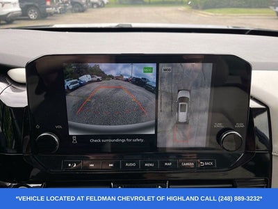 2023 Nissan Pathfinder SL 4WD