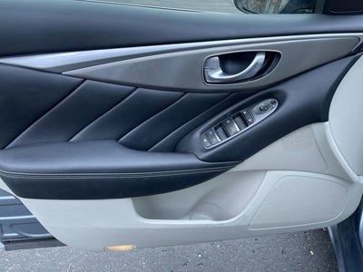 2015 INFINITI Q50 Premium