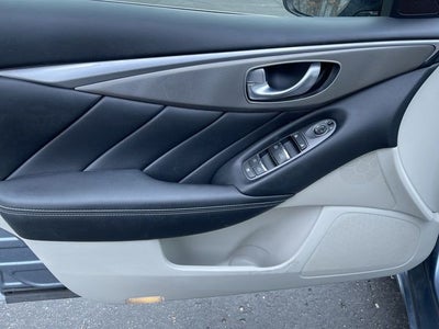 2015 INFINITI Q50 Premium