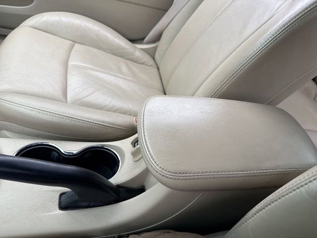 2013 Chrysler 200 Limited