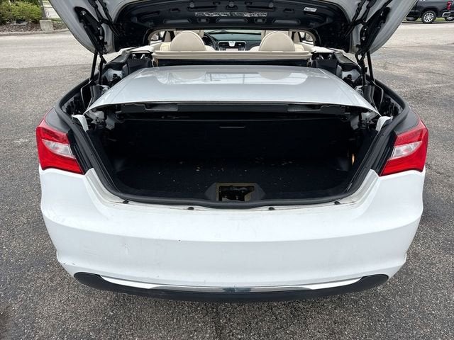 2013 Chrysler 200 Limited