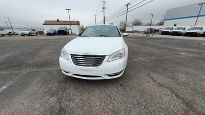 2013 Chrysler 200 Limited