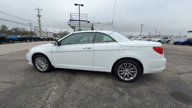 2013 Chrysler 200 Limited