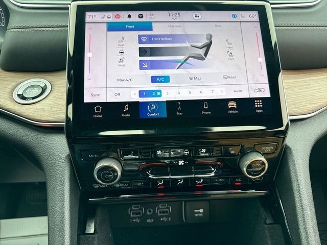 2023 Jeep Grand Cherokee Summit