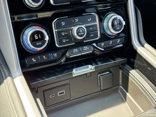 2022 GMC Yukon XL Denali