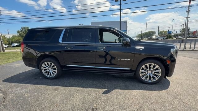 2022 GMC Yukon XL Denali