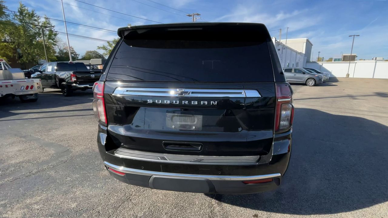 2021 Chevrolet Suburban LT