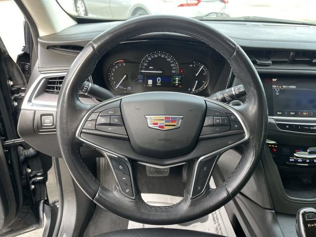 2018 Cadillac XT5 Luxury AWD