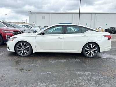 2020 Nissan Altima SR FWD