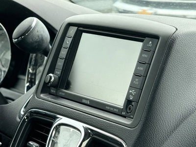 2016 Chrysler Town & Country Touring-L