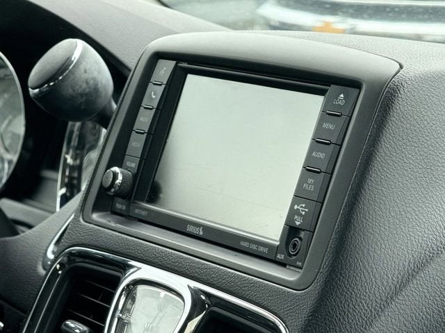 2016 Chrysler Town & Country Touring-L