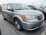 2016 Chrysler Town & Country Touring-L